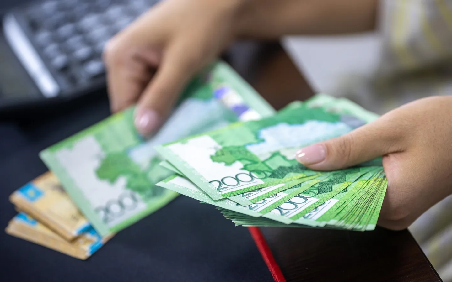 Controle financeiro pessoal e empresarial